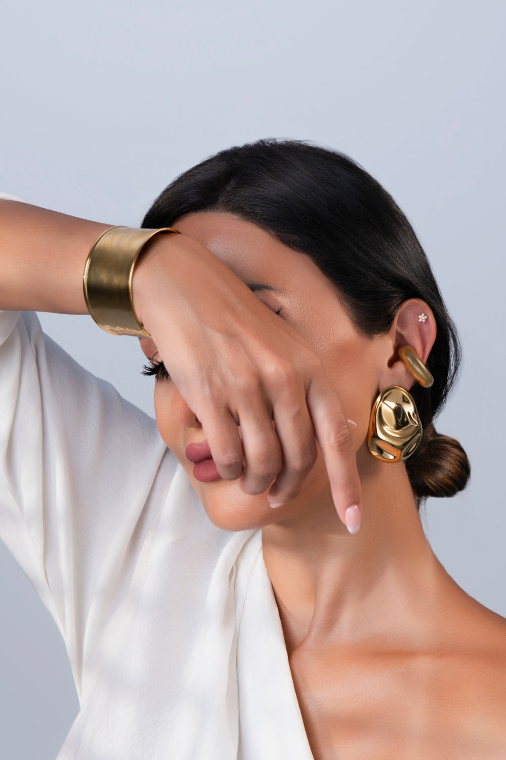 Aurelia Bold Studs Earrings
