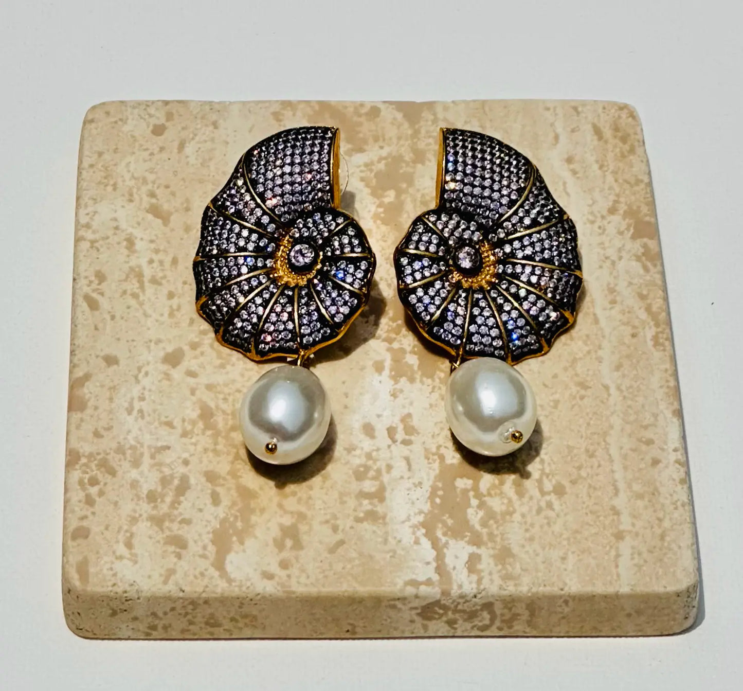 Jolie earrings - Lady D World