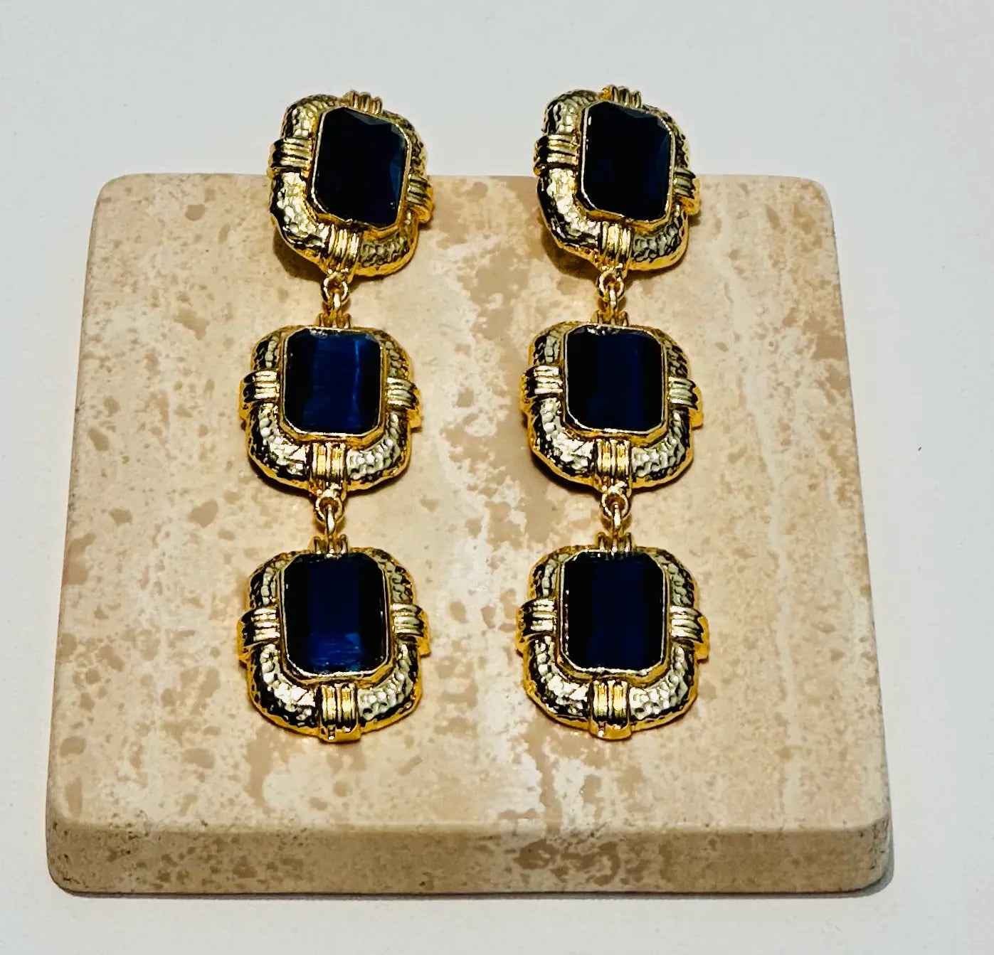 Cat Eye stone