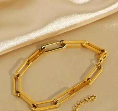 Chunky Clip Bracelet