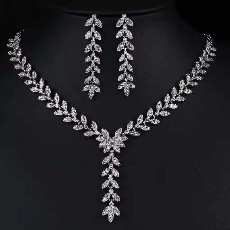 Glamour Necklace & Earrings Set Lady D World