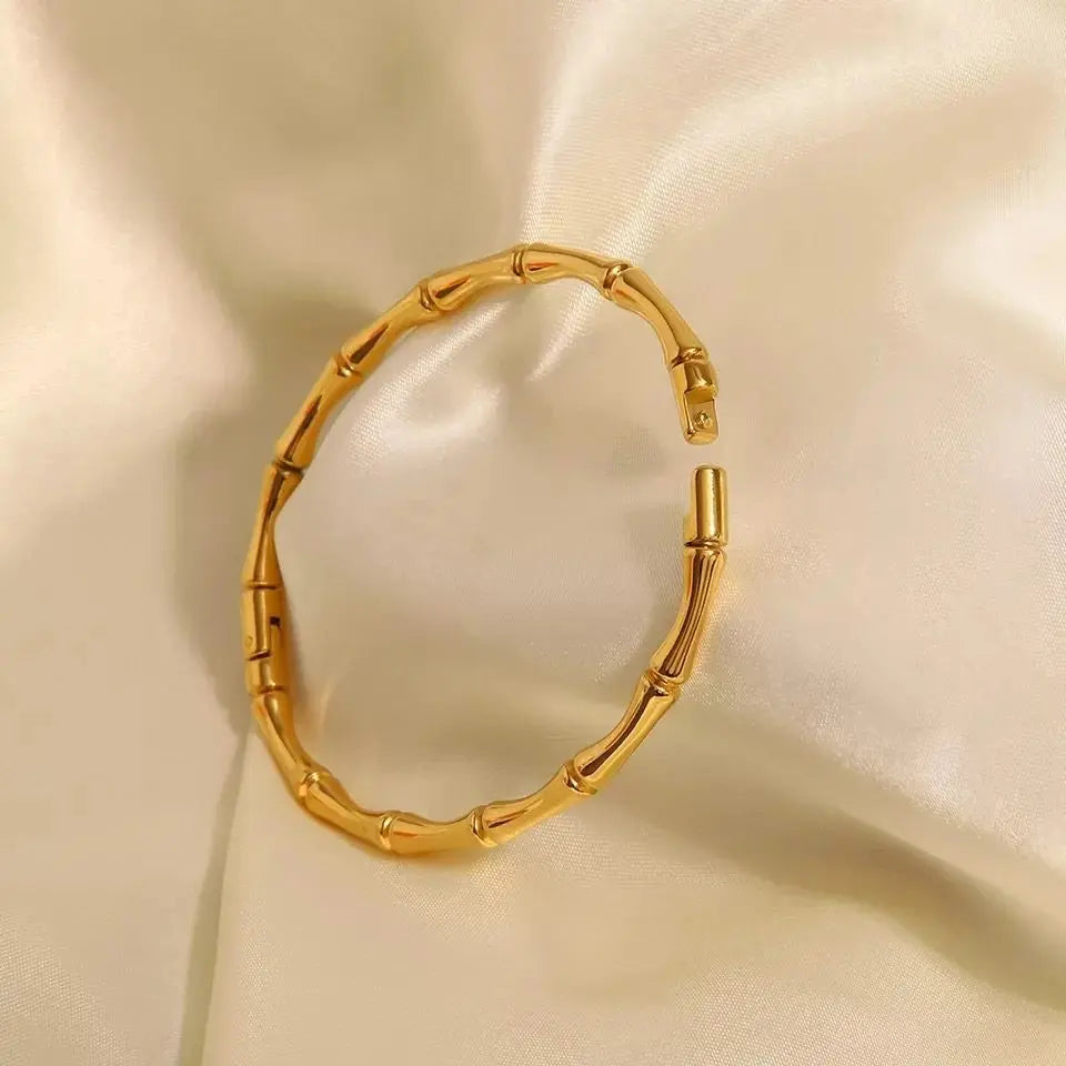 Ginie Bracelet Lady D World