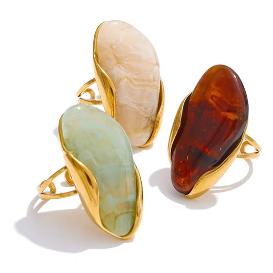 Aura Oval Ring