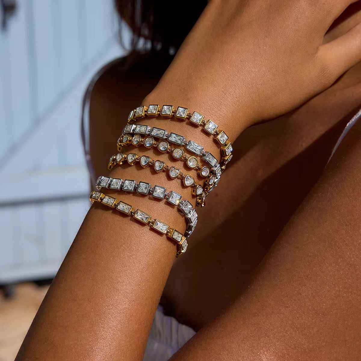 Lustre Forma Tennis Bracelet – 18K gold plated stainless steel bracelet, detail