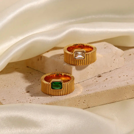 Mariana Ring - Lady D World