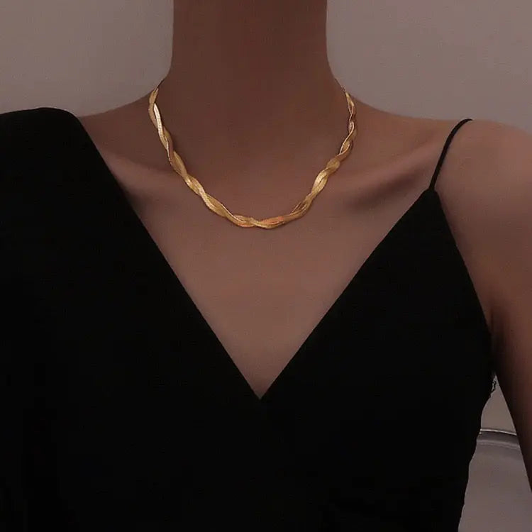 Julia Necklace - Lady D World