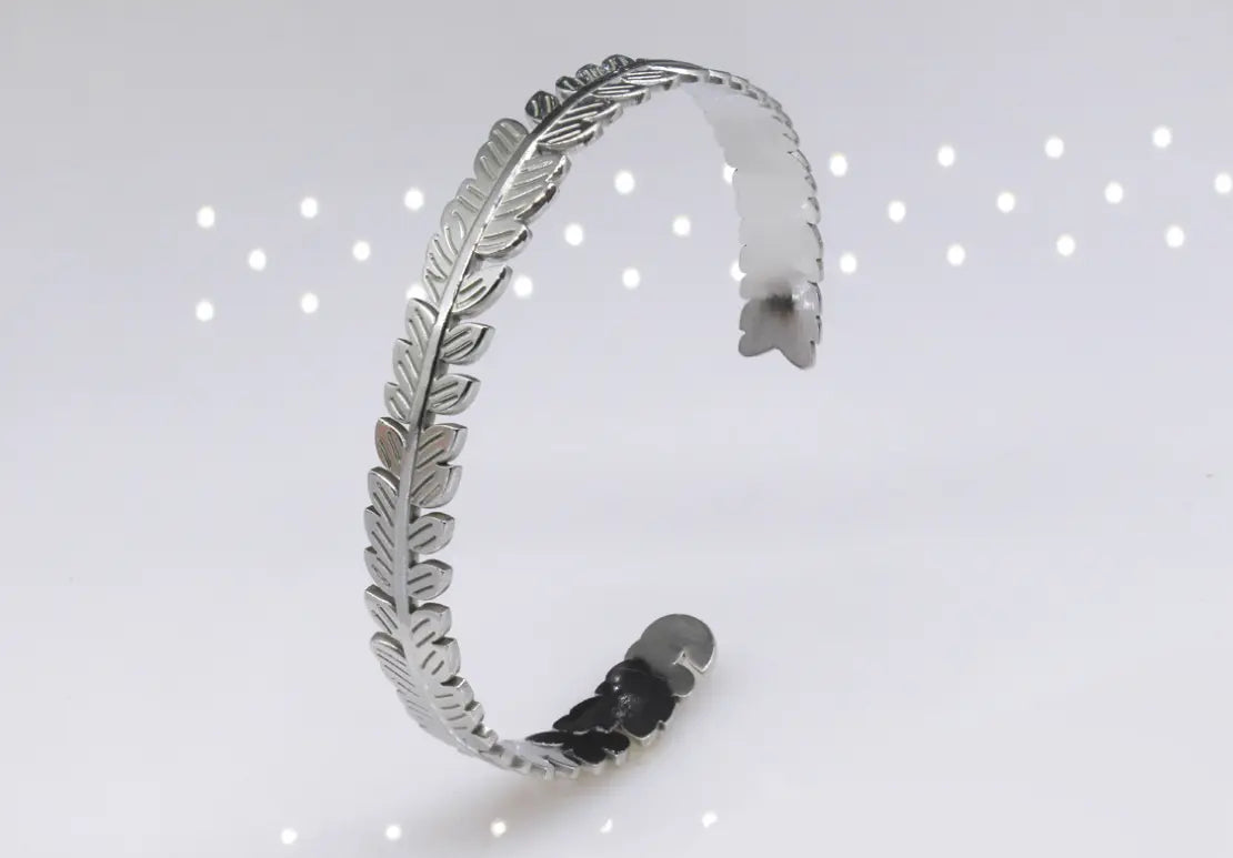Crown Cuff Stainless Steel Bracelet - Lady D World