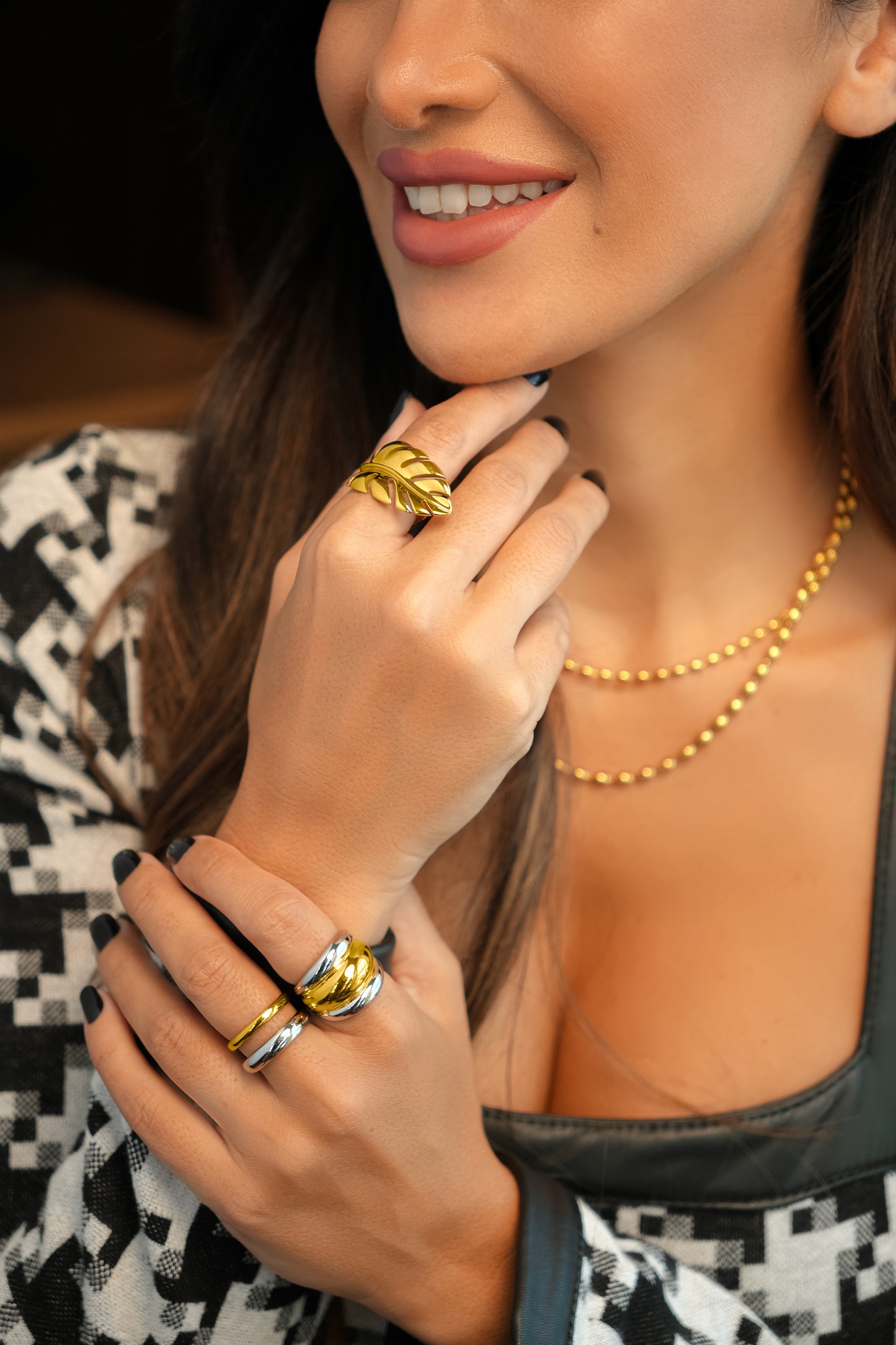 Golden Leaf Elegance Ring