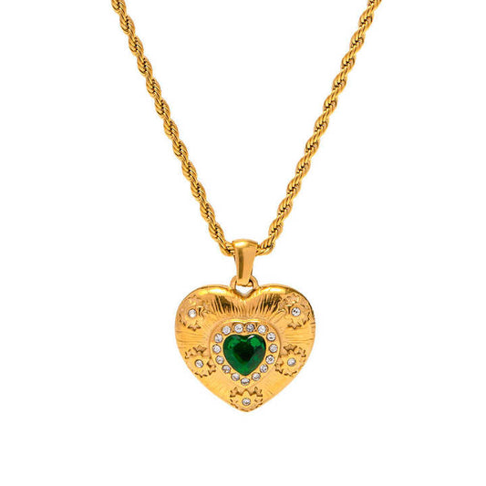 Hand-Inlaid Emerald Heart Vintage Pendant Necklace