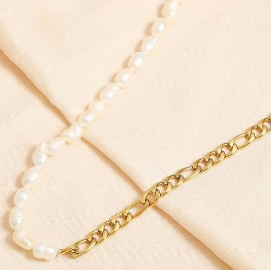 Chain Necklace with Pearl
