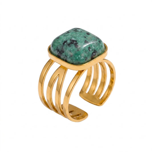 Emerald Bliss Ring - Enhanced Studio Photo