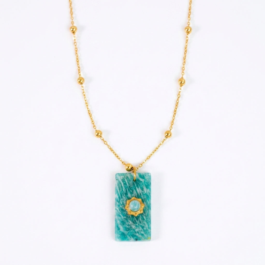 Stella Terra Necklace - Enhanced Studio Photo