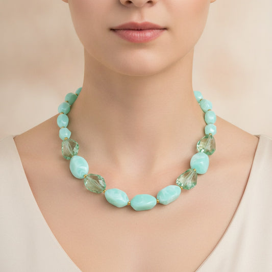 Handmade Amber-Tone Resin Chunky Bead Necklace – 18K gold plated chunky bead necklace with amber-tone resin, worn