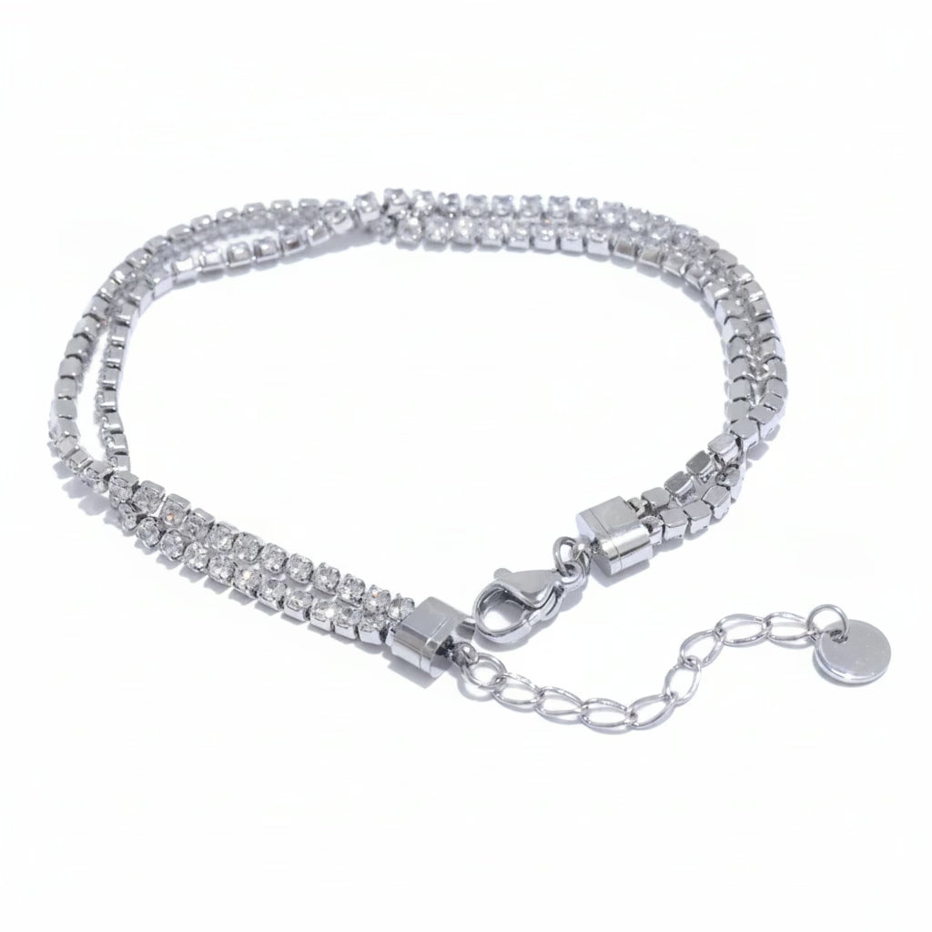LD-SMR26-1072_Platinum white background