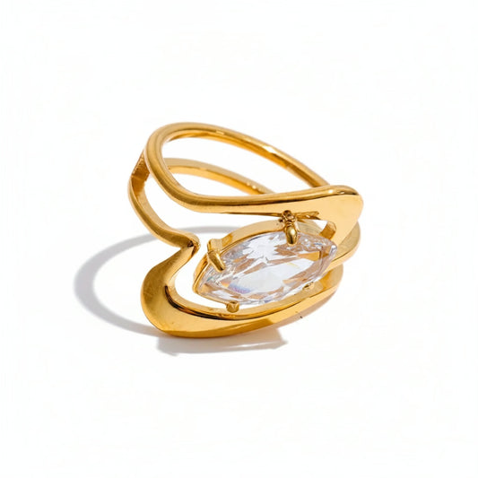 Elegant Curved Band Marquise Cubic Zirconia Ring – 18K gold PVD plated ring with marquise cubic zirconia