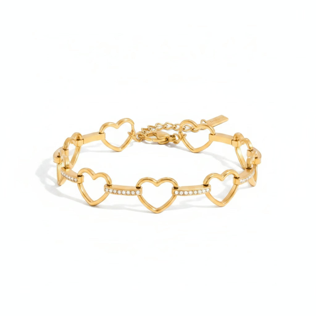 LD-SMR26-1098_Hollow-Heart-Link white background