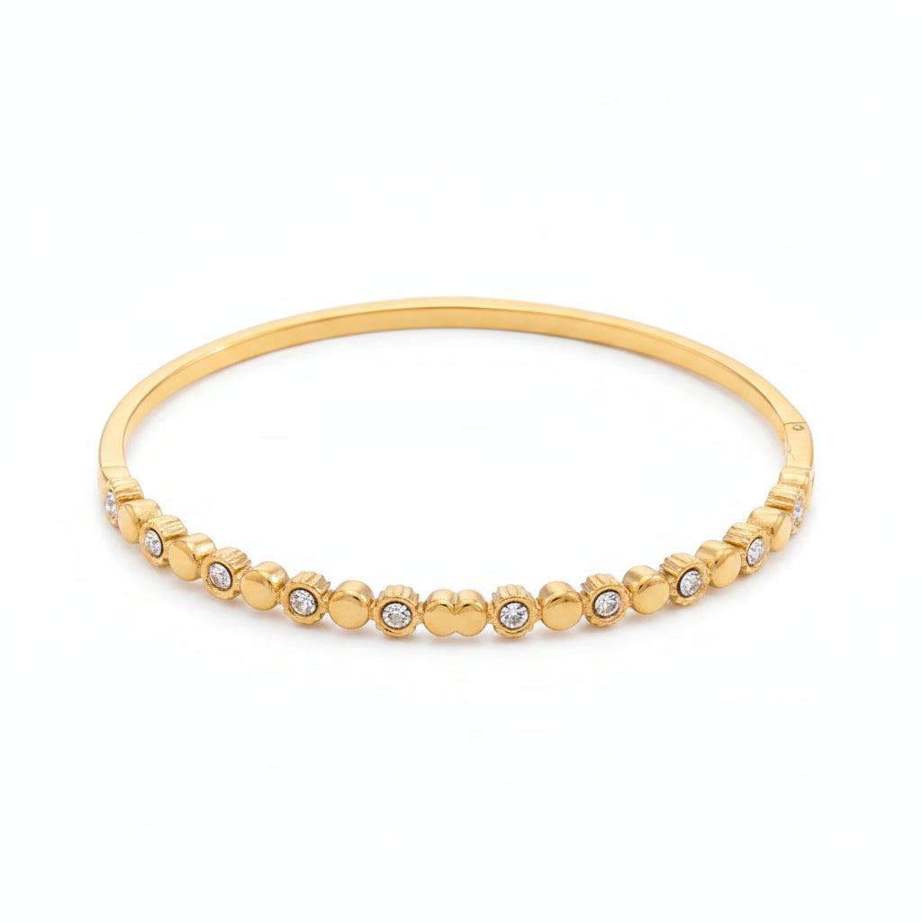 LD-SMR26-1105_Alternating-Bead-Bangle white background