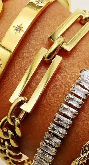 Clip & Chain Bracelet - Lady D World