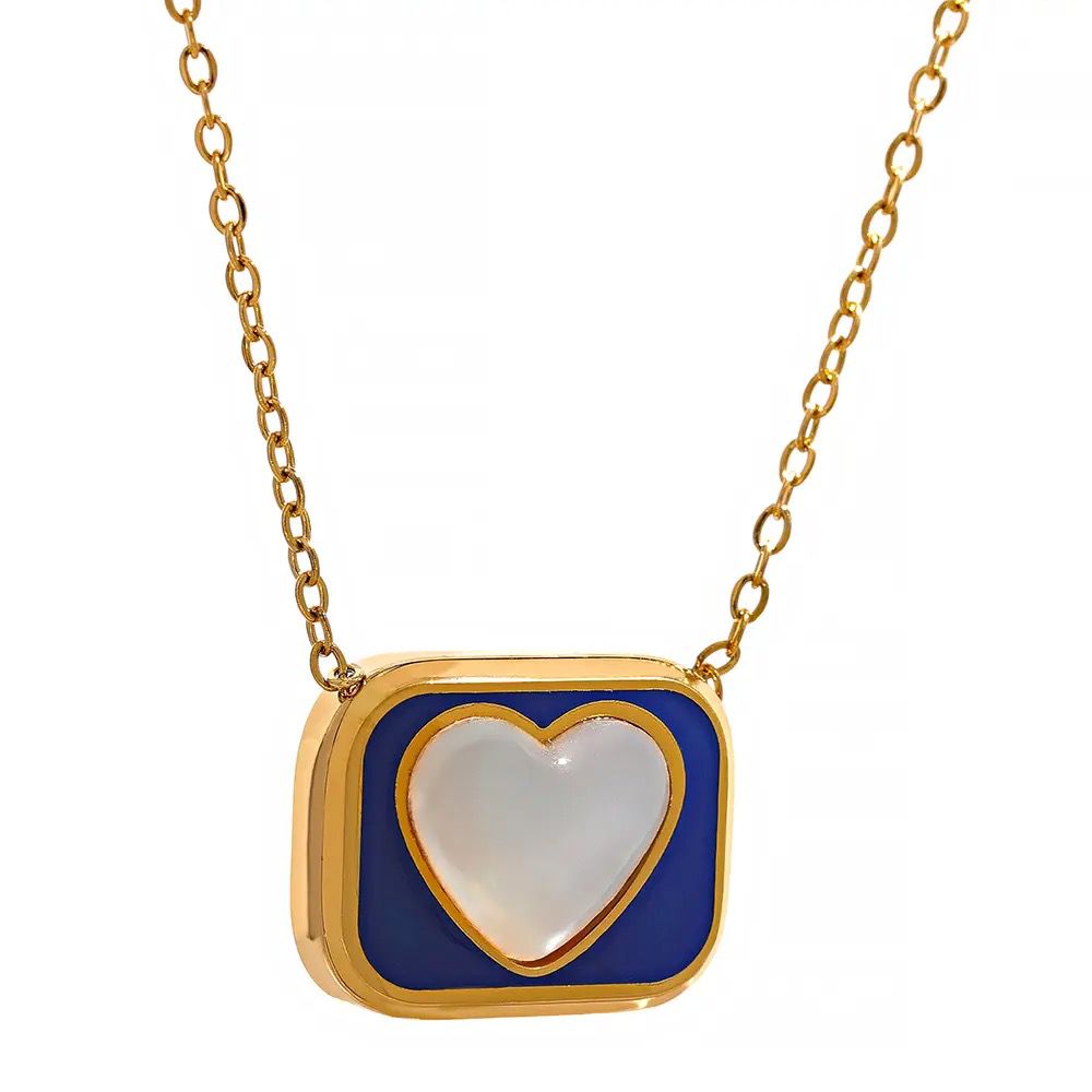 Heart Shell Pendant Necklace