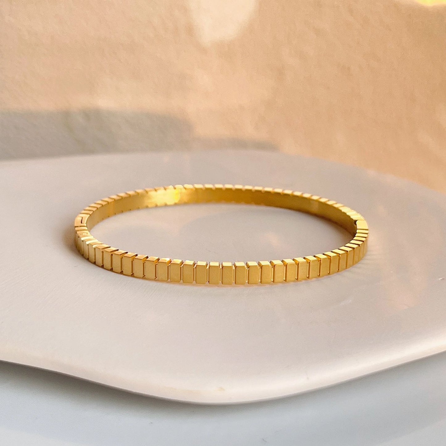 Super Shiny Simplicity Bracelet