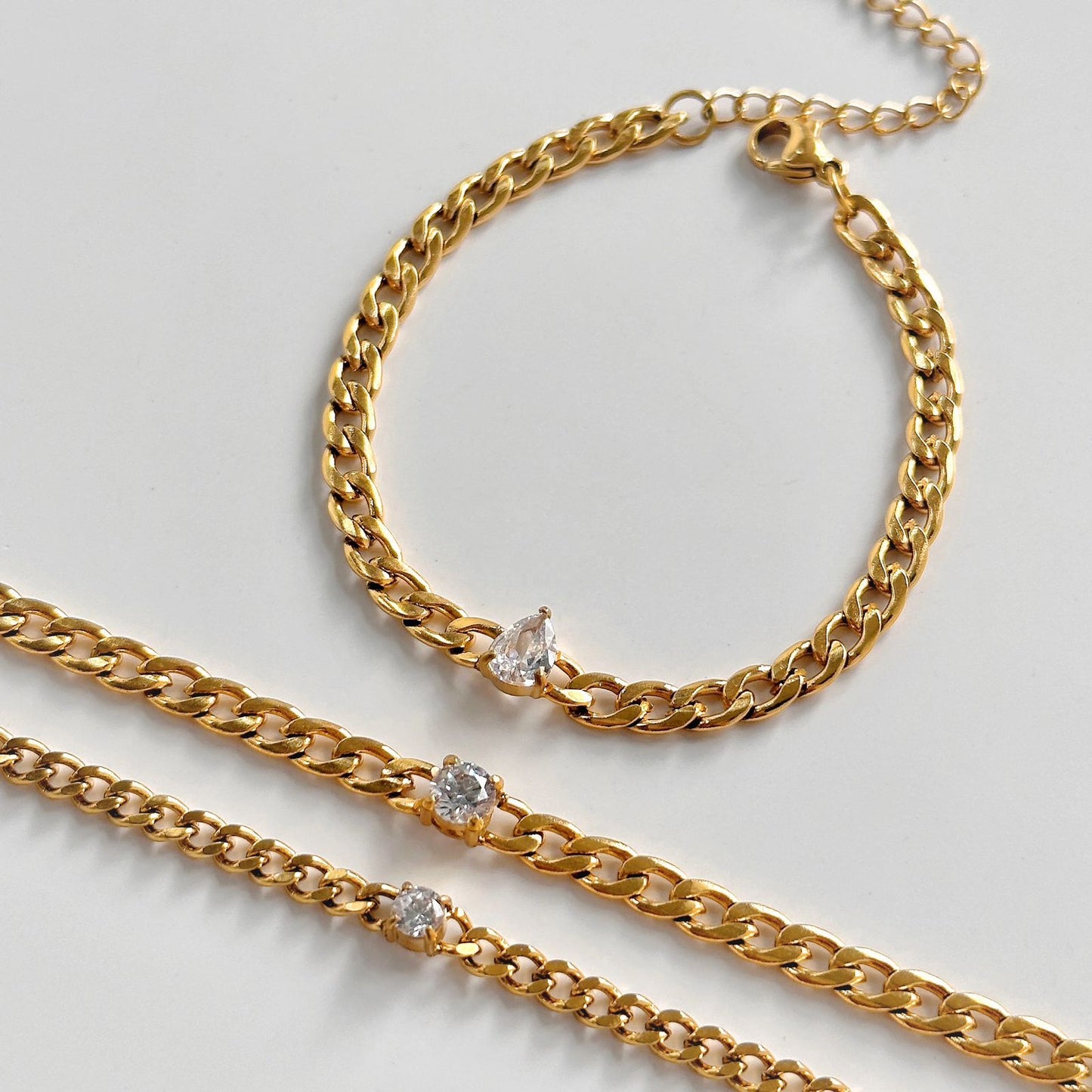 Lea Chain Bracelet