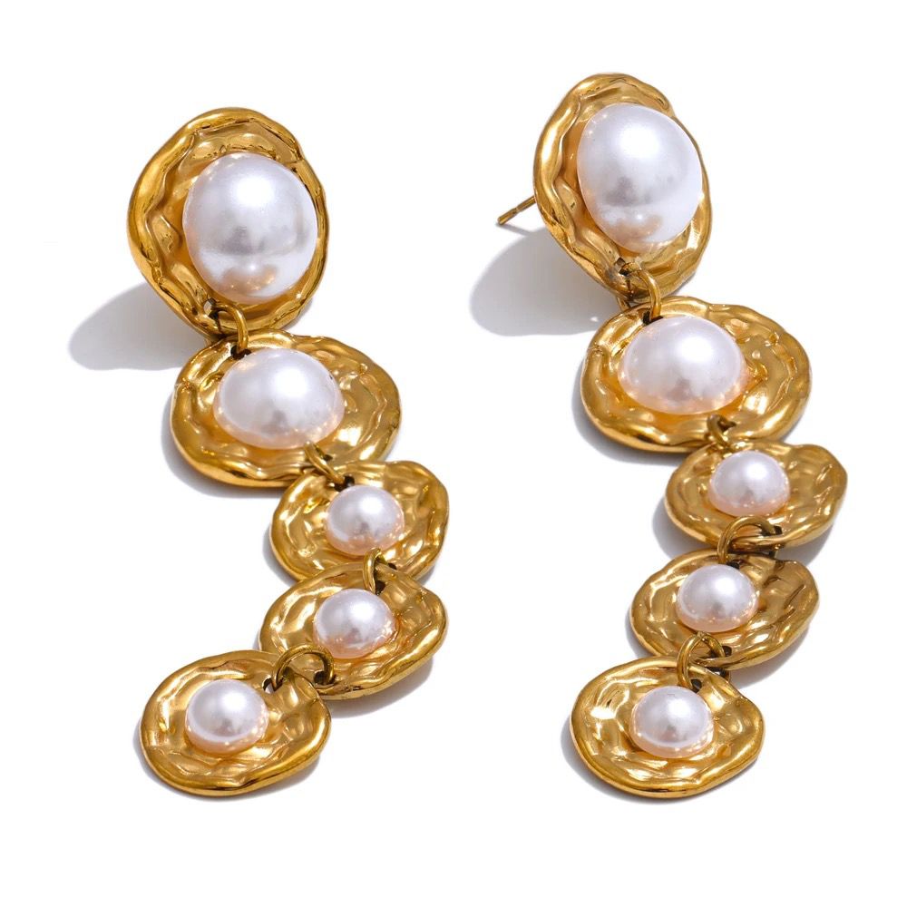 Luna Pearl Drop Earrings