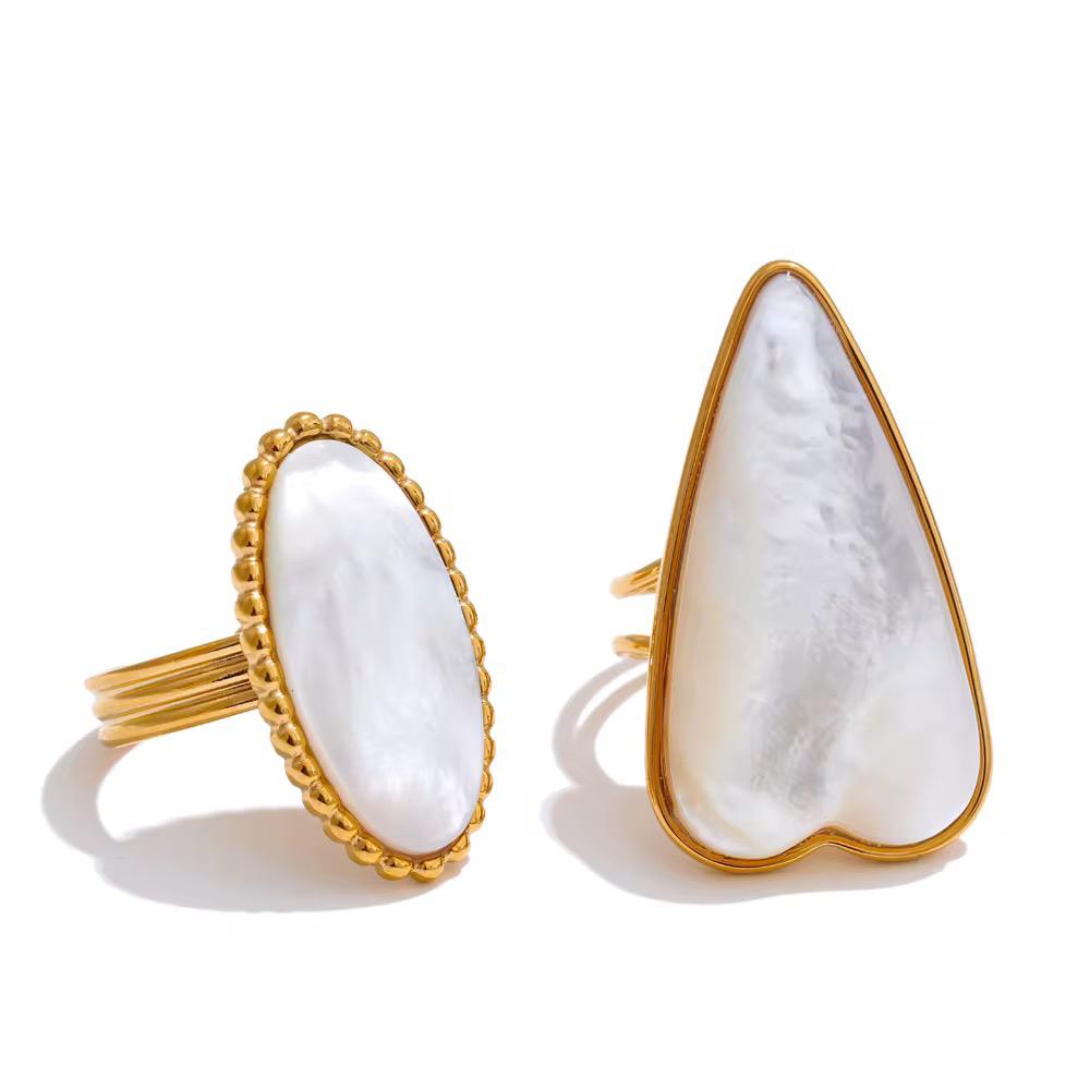 Golden Heart Shell Adjustable Ring