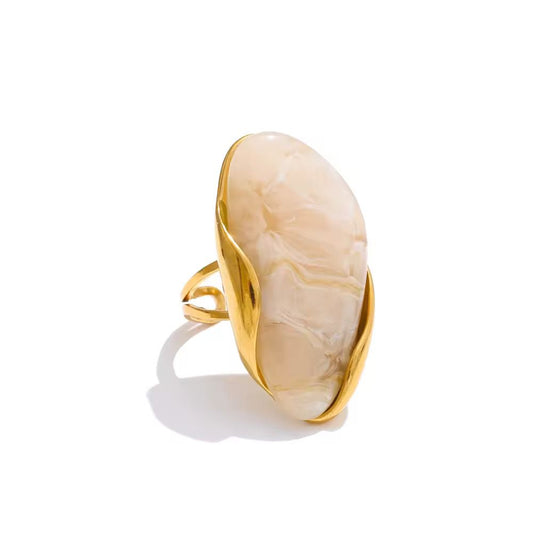 Aura Oval Ring