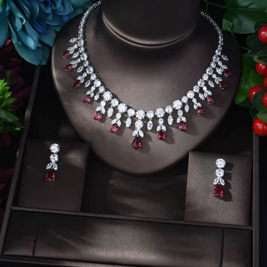 Twilight Emerald Sparkle Necklace & Earrings Set