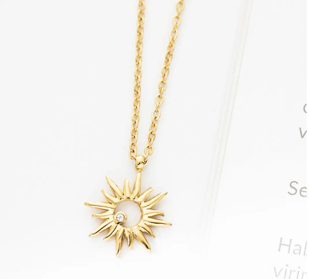 Sun With Crystal Necklace - Lady D World