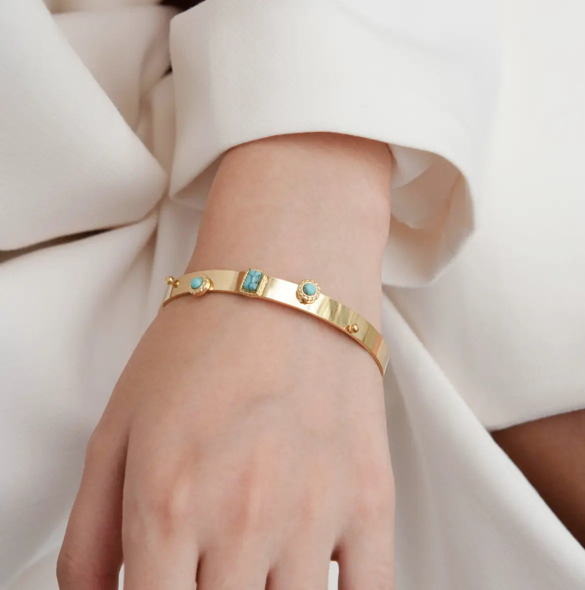 Asymmetric Cuff Bracelet - Lady D World